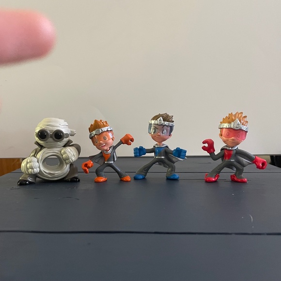 Ninja Kids mystery ball figures - Picture 1 of 1
